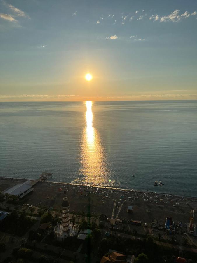 The Best Beach Aparthotel Orbi City Batumi Zewnętrze zdjęcie