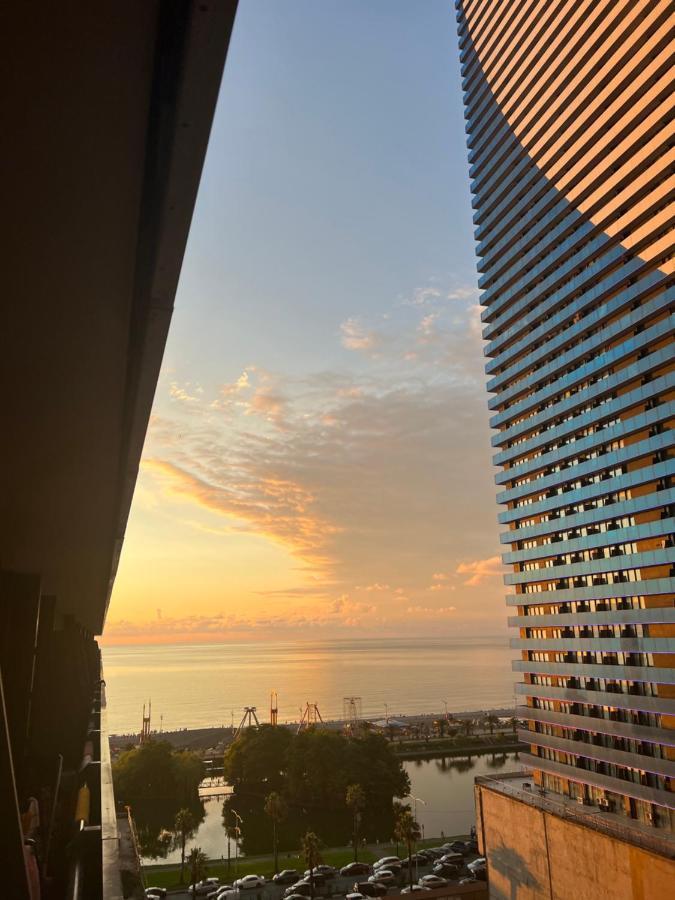 The Best Beach Aparthotel Orbi City Batumi Zewnętrze zdjęcie